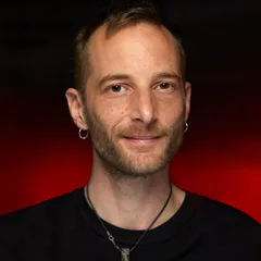 Portrait von Luca Kaspar, Fotografie und Video bei schnellstart.ai